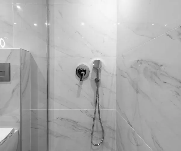 Hermes Suites, Ermou St, Nilie Hospitality Mgmt * Soluň
