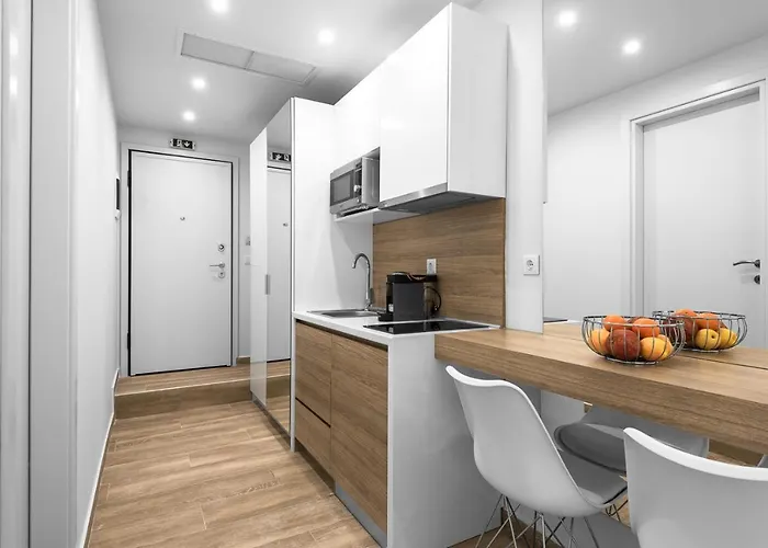 Hermes Suites, Ermou St, Nilie Hospitality Mgmt * Soluň