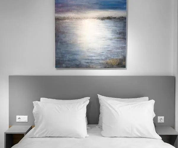 Hermes Suites, Ermou St, Nilie Hospitality Mgmt * Салоники